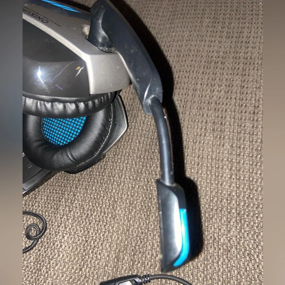 Onikuma K5 Pro Gaming Noise Cancelling Headset - Like New - PS4/PS5 - PC - XBOX